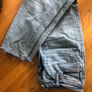 JCrew 9” Toothpick Jean size 31